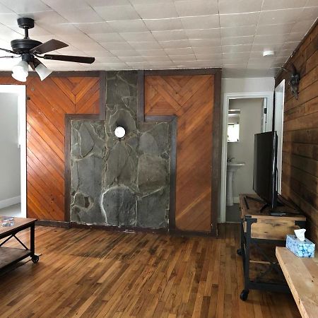 Updated + Clean Motel Room At The Base Of Mt Hood! Mount Hood Village Esterno foto