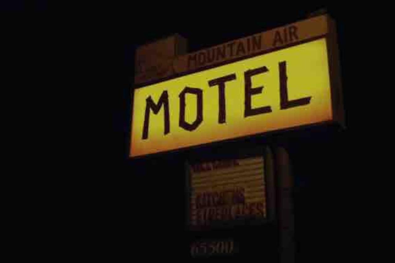 Updated + Clean Motel Room At The Base Of Mt Hood! Mount Hood Village Esterno foto