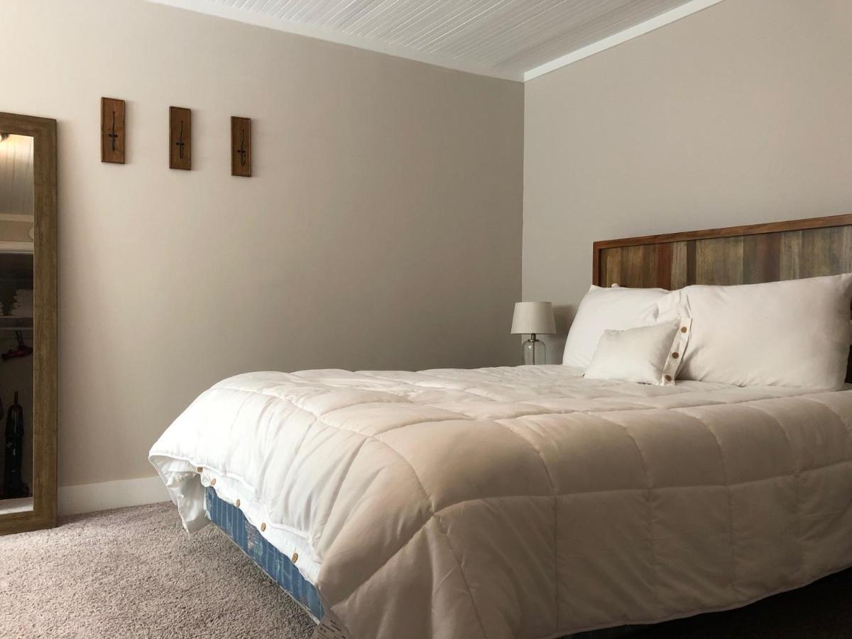 Updated + Clean Motel Room At The Base Of Mt Hood! Mount Hood Village Esterno foto